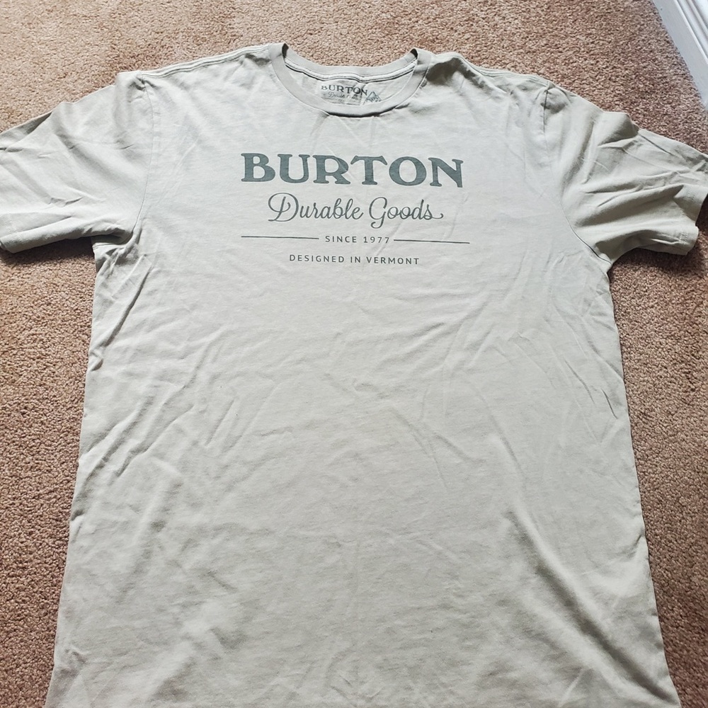 Men’s XL Burton Tshirts. (2)